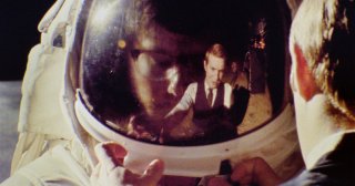 Operation Avalanche: un momento del film