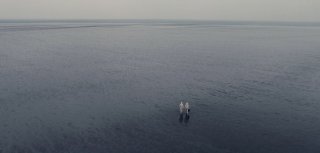 We Are the Tide: una suggestiva immagine dall'alto del film