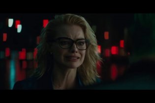 Suicide Squad - Clip 'Harleen and Joker Motorcycle Chase'