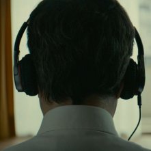 Scribe: François Cluzet di spalle in una scena del film