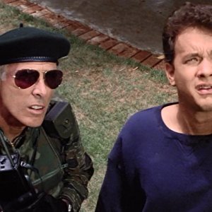 L'erba del vicino: Tom Hanks e Bruce Dern n una scena