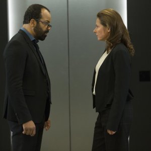 Westworld: Jeffrey Wright e Sidse Babett Knudsen in Trompe L'Oeil