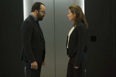 Westworld: Jeffrey Wright e Sidse Babett Knudsen in Trompe L'Oeil