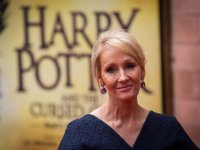 J.K. Rowling denunciata alla polizia per presunta transfobia