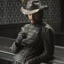 Westworld: l'attore Rodrigo Santoro in Trace Decay