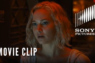 Passengers - Clip 'Lock Down'