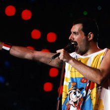 Freddie Mercury durante un live