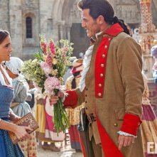 La Bella e la Bestia: Emma Watson e Luke Evans interpretano Belle e Gaston