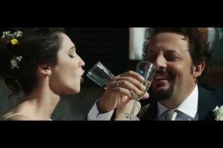 Poveri ma Ricchi - Trailer