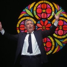 Quinto potere: Peter Finch in una scena