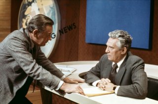 Quinto Potere: William Holden e Peter Finch in una scena