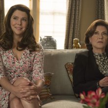 Una mamma per amica, di nuovo insieme: Lauren Graham e Kelly Bishop nell'episodio Primavera