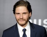 Daniel Brühl e Luke Evans star della serie The Alienist
