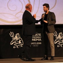 Mister Felicità: Alessandro Siani mentre presenta il film alla convention di 01 distribution a Sorrento