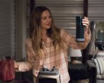 Santa Clarita Diet: la serie con Drew Barrymore su Netflix a febbraio
