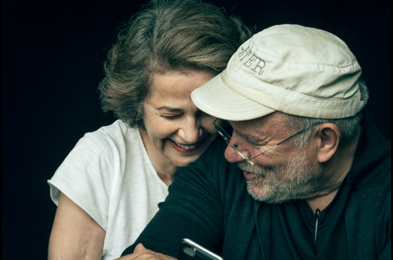 Charlotte Rampling sul set del Calendario Pirelli 2017