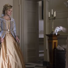 Amore e inganni: Chloë Sevigny e Jenn Murray in una scena del film