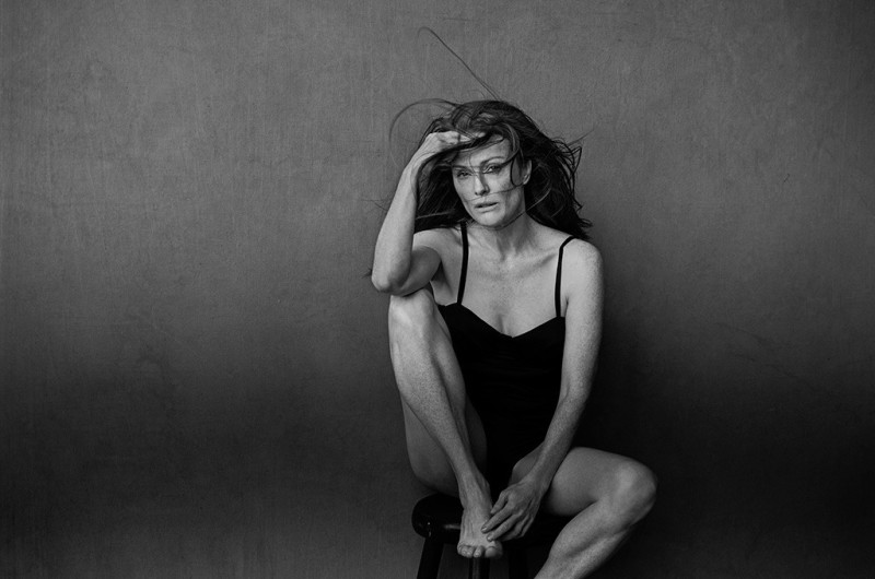 Julianne Moore in un'immagine del Calendario Pirelli 2017