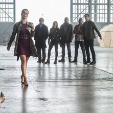 The Flash: Emily Bett Rickards in Invasion!