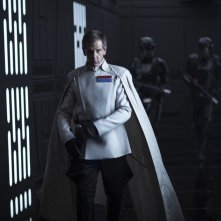 Rogue One: A Star Wars Story, Ben Mendelsohn in un momento del film