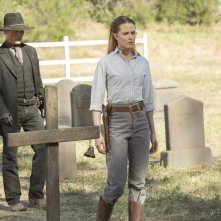 Westworld: Ed Harris ed Evan Rachel Wood in The Bicameral Mind