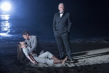 Westworld: Evan Rachel Wood, James Marsden e Anthony Hopkins in The Bicameral Mind