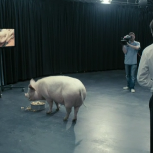 Black Mirror: una scena dell'episodio Messaggio per il Primo Ministro