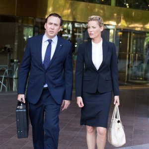 Nicolas Cage e Connie Nielsen in The Runner