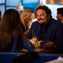 Poveri ma ricchi: Enrico Brignano in una foto esclusiva