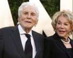 Kirk e Anne Douglas raccontano la loro vita in un nuovo libro