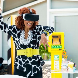 Poveri ma ricchi: una Mazzamauro 'virtuale' in una foto esclusiva