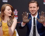 Emma Stone e Ryan Gosling lasciano le loro impronte su Hollywood Boulevard