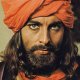 Sanremo 2026 e l'abbraccio dei due Sandokan: Kabir Bedi e Can Yaman uniscono due epoche