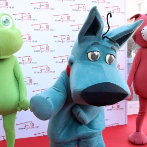 Roma Fiction Fest 2016: i personaggi de I Mini Cuccioli ballano sul tappeto rosso
