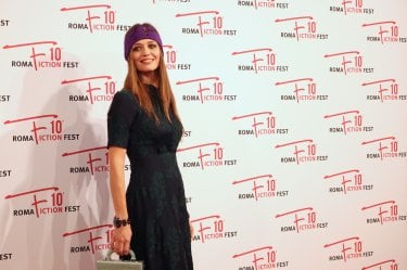 Roma Fiction Fest 2016: Francesca Cavallin sul red carpet di Di padre in figlia