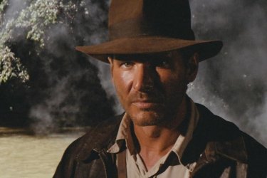 Harrison For d è Indiana Jones ne I predatori dell'arca perduta