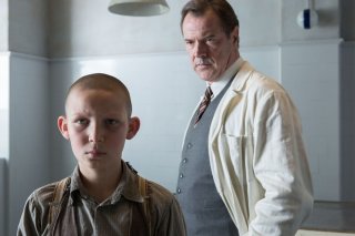 Nebbia in agosto: Ivo Pietzcker e Sebastian Koch in una scena del film