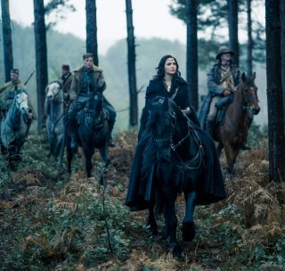 Wonder Woman: Gal Gadot a cavallo