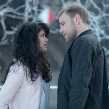 Sense8: Tina Desai e Max Riemelt nello speciale di Natale