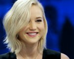 Jennifer Lawrence passa il Natale con i bambini dell'ospedale di Louisville