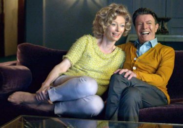 David Bowie e Tilda Swinton in The Stars Are Out Tonight