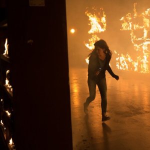 Fallen: Addison Timlin in una scena del film