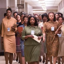 Il diritto di contare: Octavia Spencer in un'immagine di gruppo del film