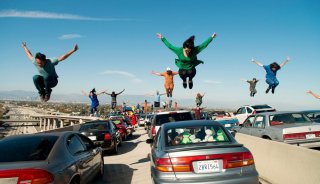 La La Land: un'immagine dalla scena musicale iniziale