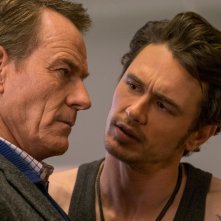 Proprio lui?: James Franco e Bryan Cranston in una scena del film
