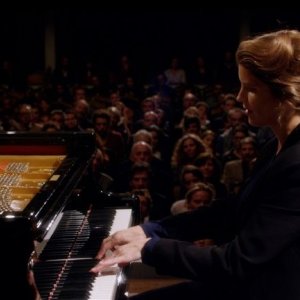 Riparare i viventi: Alice Taglioni in un momento del film