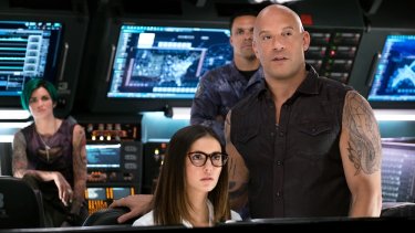xXx - Il ritorno di Xander Cage: Vin Diesel, Ruby Rose e Nina Dobrev in una scena del film