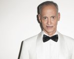 John Waters rassicura sulla sua salute dopo le notizie apparse online