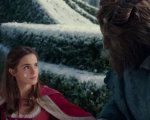 La Bella e la Bestia: Emma Watson canta 'Something There' in un nuovo promo