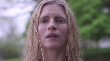 The OA: un'immagine della protagonista Brit Marling